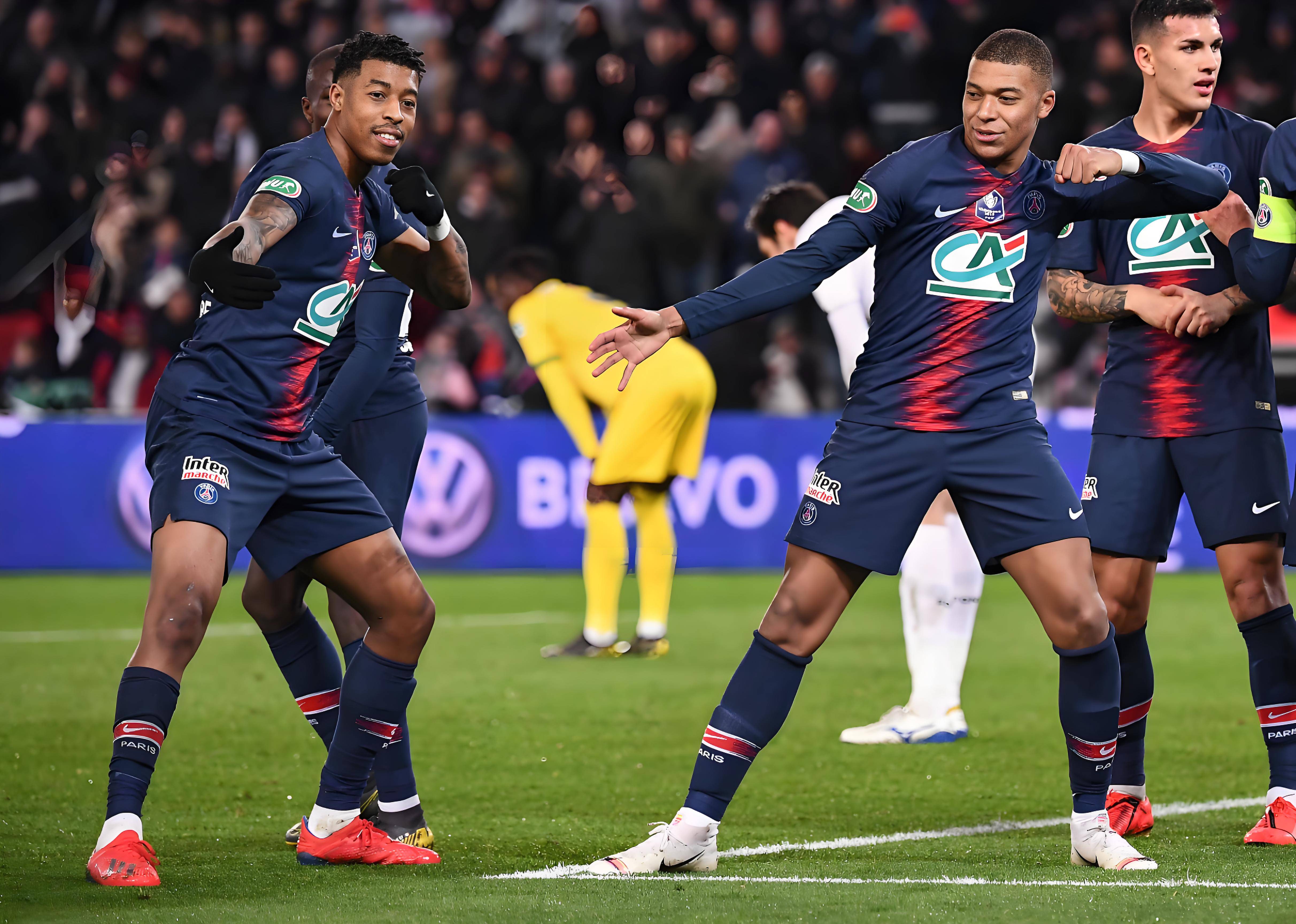 包含巴黎圣日耳曼法甲击败南特姆巴佩快速反击得分的词条